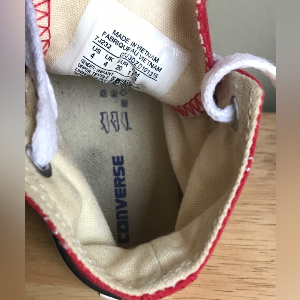 Converse All-Star Chuck Taylor High-Tops Red Size: US Toddler 4.0 EUR 20 CM 11.5 - Picture 11 of 14